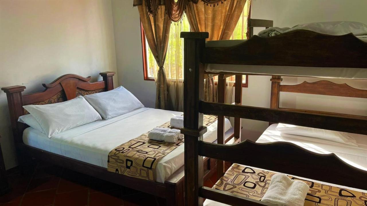 Hotel Campestre Palmas Del Zamorano San Gil Dış mekan fotoğraf
