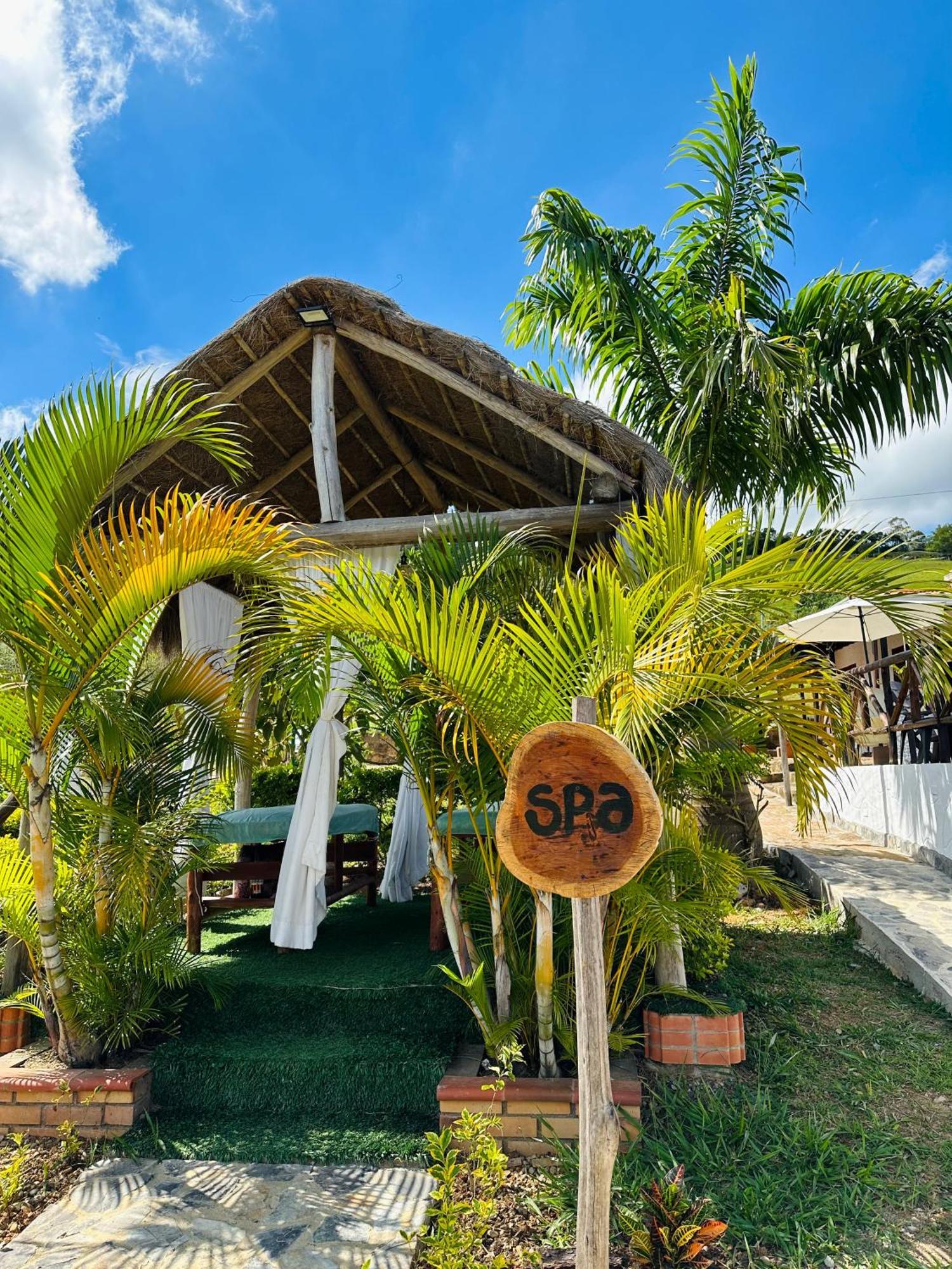 Hotel Campestre Palmas Del Zamorano San Gil Dış mekan fotoğraf