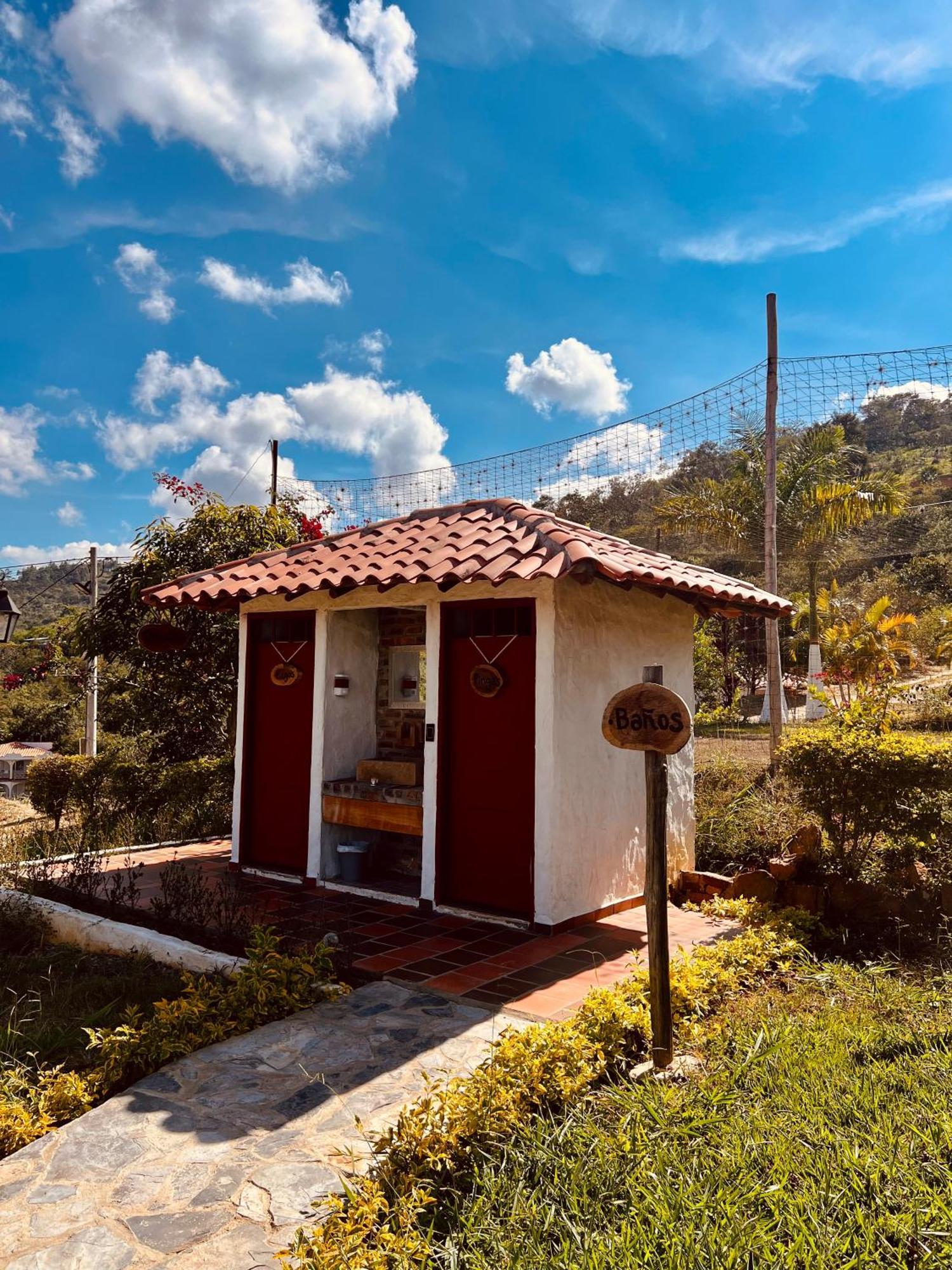 Hotel Campestre Palmas Del Zamorano San Gil Dış mekan fotoğraf