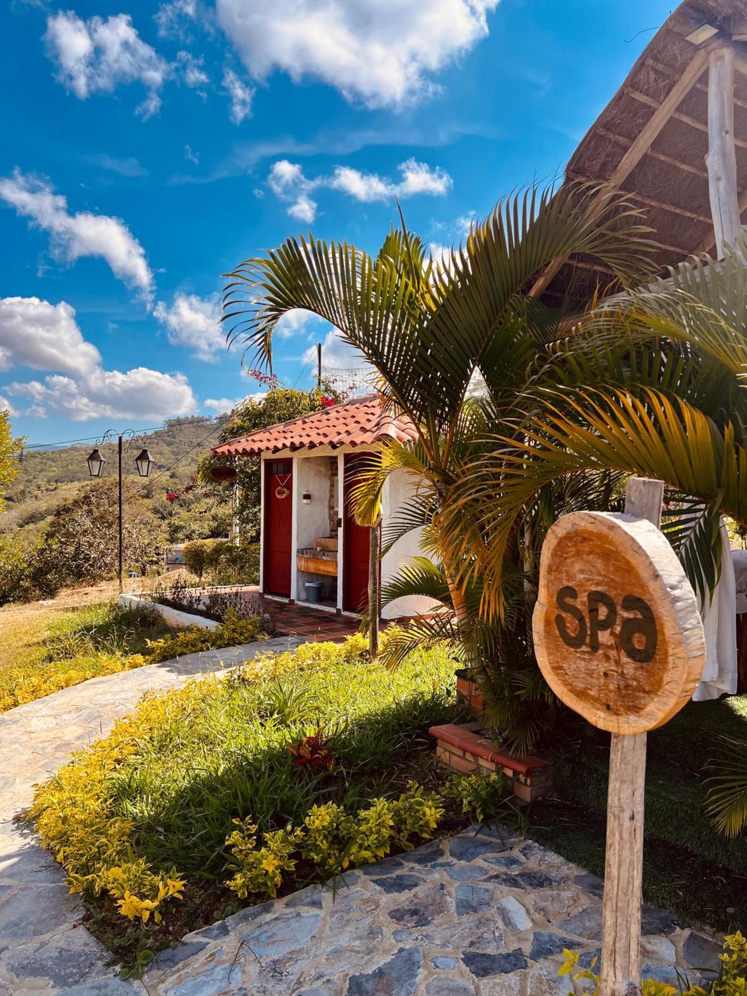 Hotel Campestre Palmas Del Zamorano San Gil Dış mekan fotoğraf